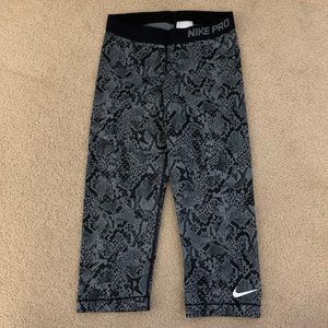 Nike Dri Fit Cropped Leggings